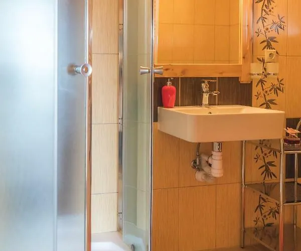 Privat Simeon - V Sukromi Vel'ka Lomnica